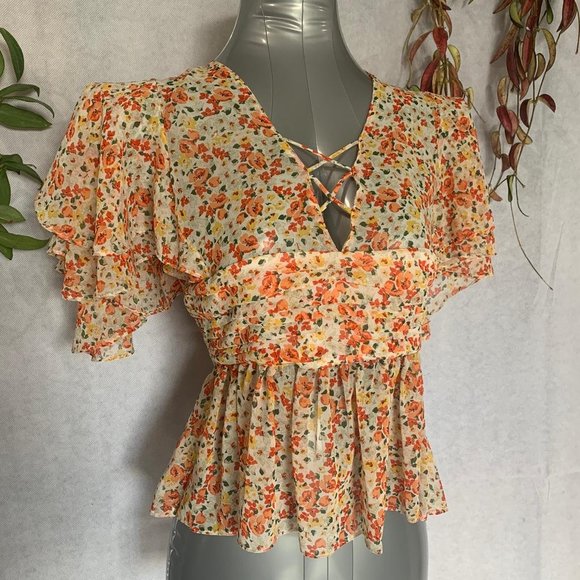🌟HOST PICK🌟 Zara Basic Ruffle Floral Blouse - Picture 1 of 10
